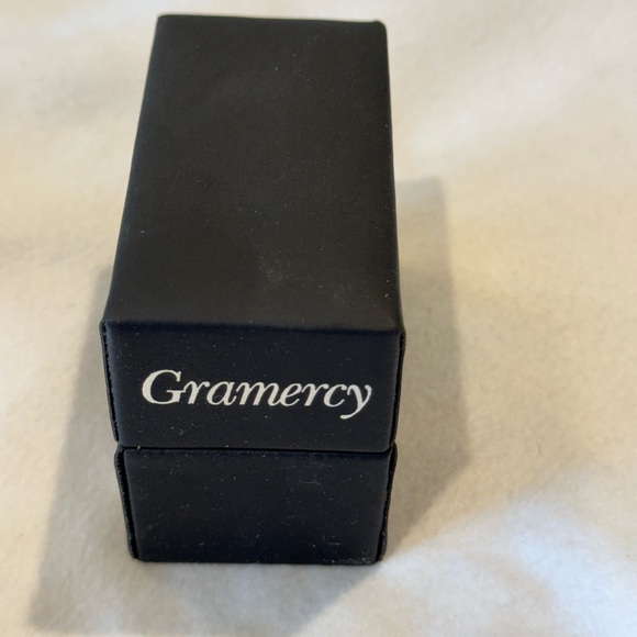 Gramercy Watch Gold NIB May need to Replace Battery Still has plastic on see pic - Picture 2 of 7